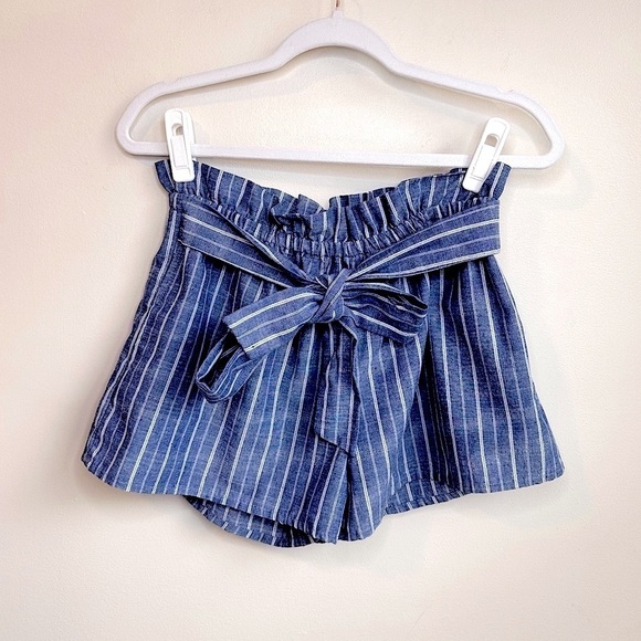Love Tree High Waist Blue and White Stripe Paper Bag Shorts Size Medium NWOT - Picture 2 of 10